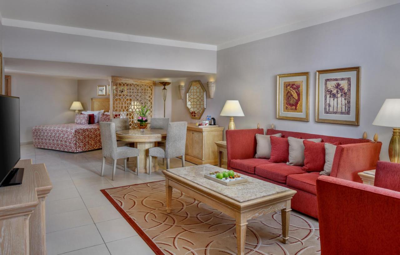 Iberotel Palace - Adults Friendly 16 Years Plus Sharm el-Sheikh Exterior foto A suite at the Jumeirah Beach Hotel