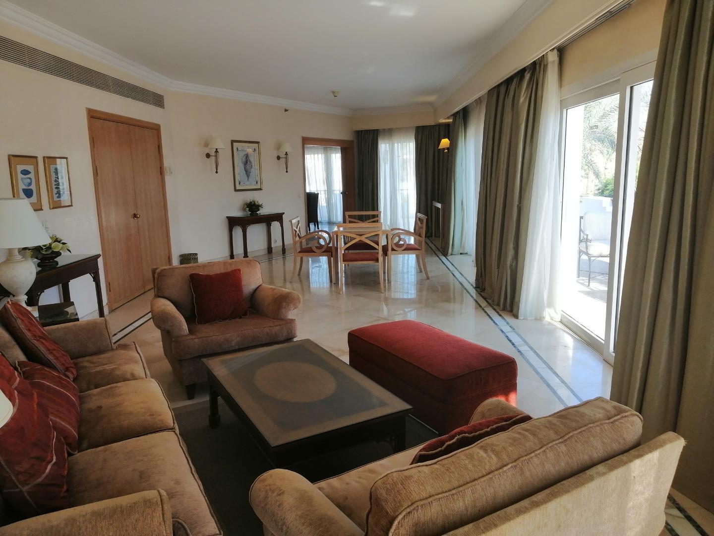 Iberotel Palace - Adults Friendly 16 Years Plus Sharm el-Sheikh Exterior foto A living room in a suite at the Taj Bengal